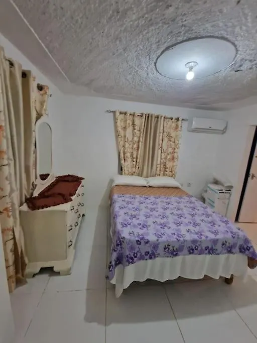 Villa Cozy 2 Bed In Ocho Rios 0*,
